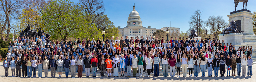 Challenger middle school students on American History tour outside the U.S. Capitol Building